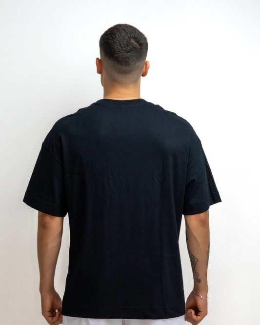 Camiseta Oversized Vulp Preto/Vermelho