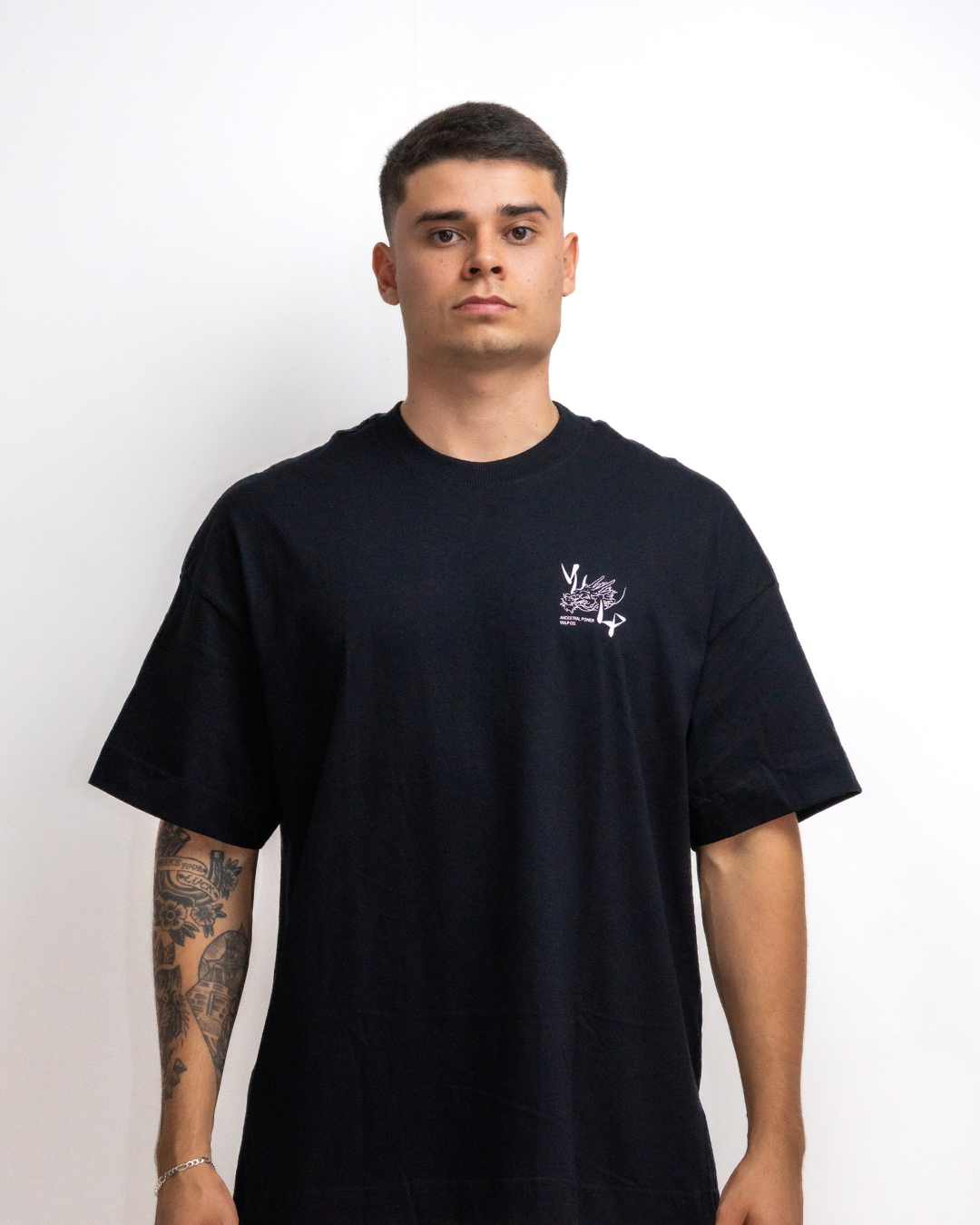 Camiseta Oversized Dragão Preta