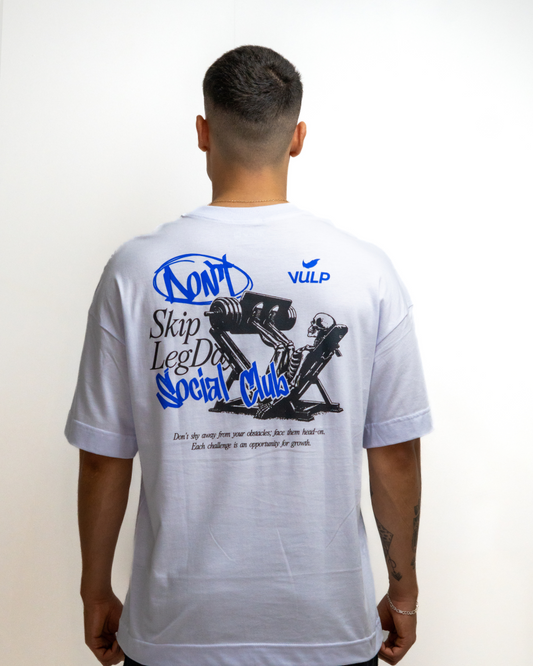 Camiseta Oversized Don´t Skip Leg Day Branca
